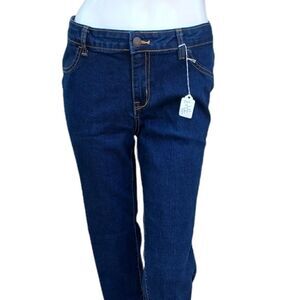 549218..Cat & Jack Straight leg Jeans Size 16Jr., W28"  28"Inseam  8 1/2"Rise